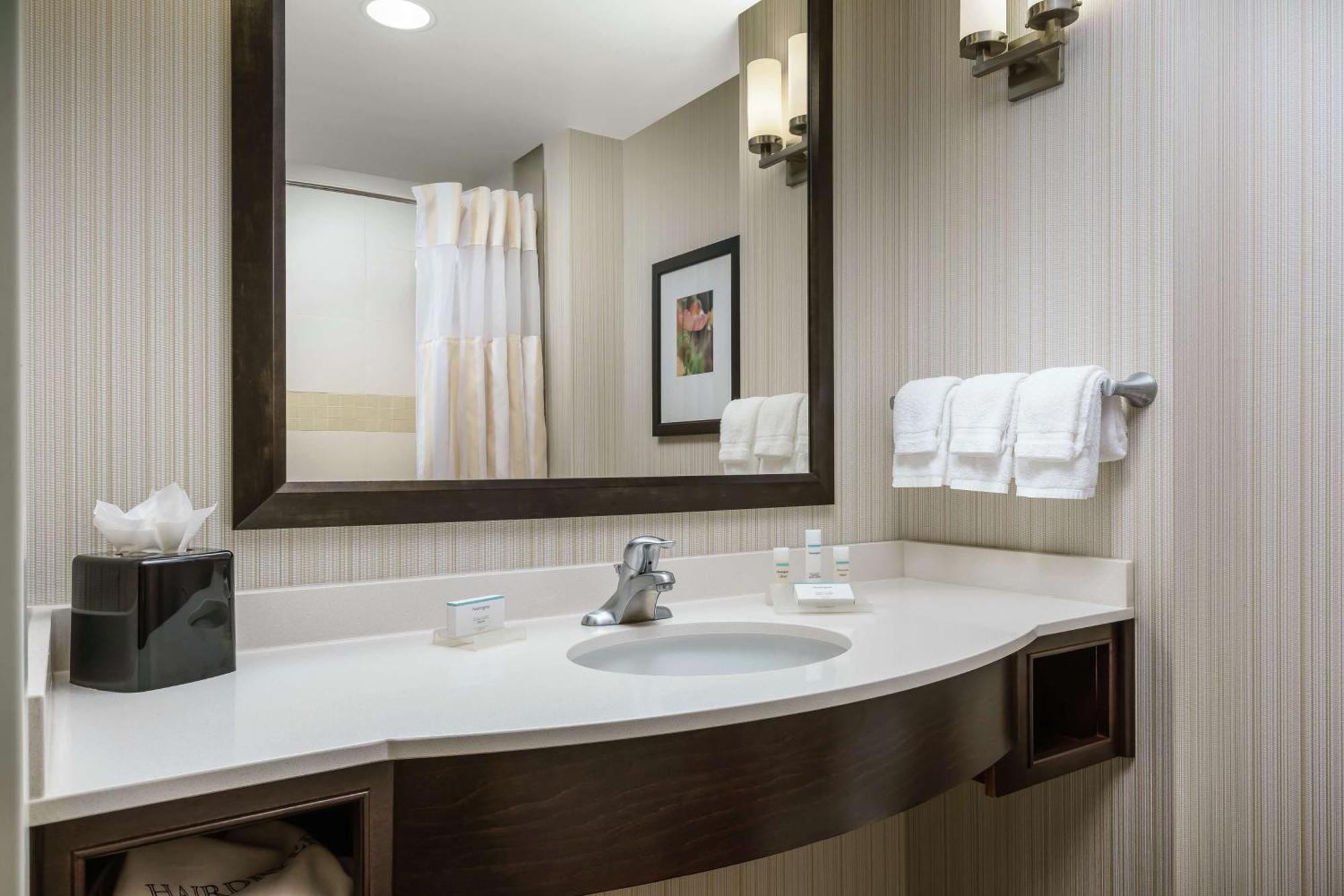 Hilton Garden Inn Exton-West Chester Exterior photo