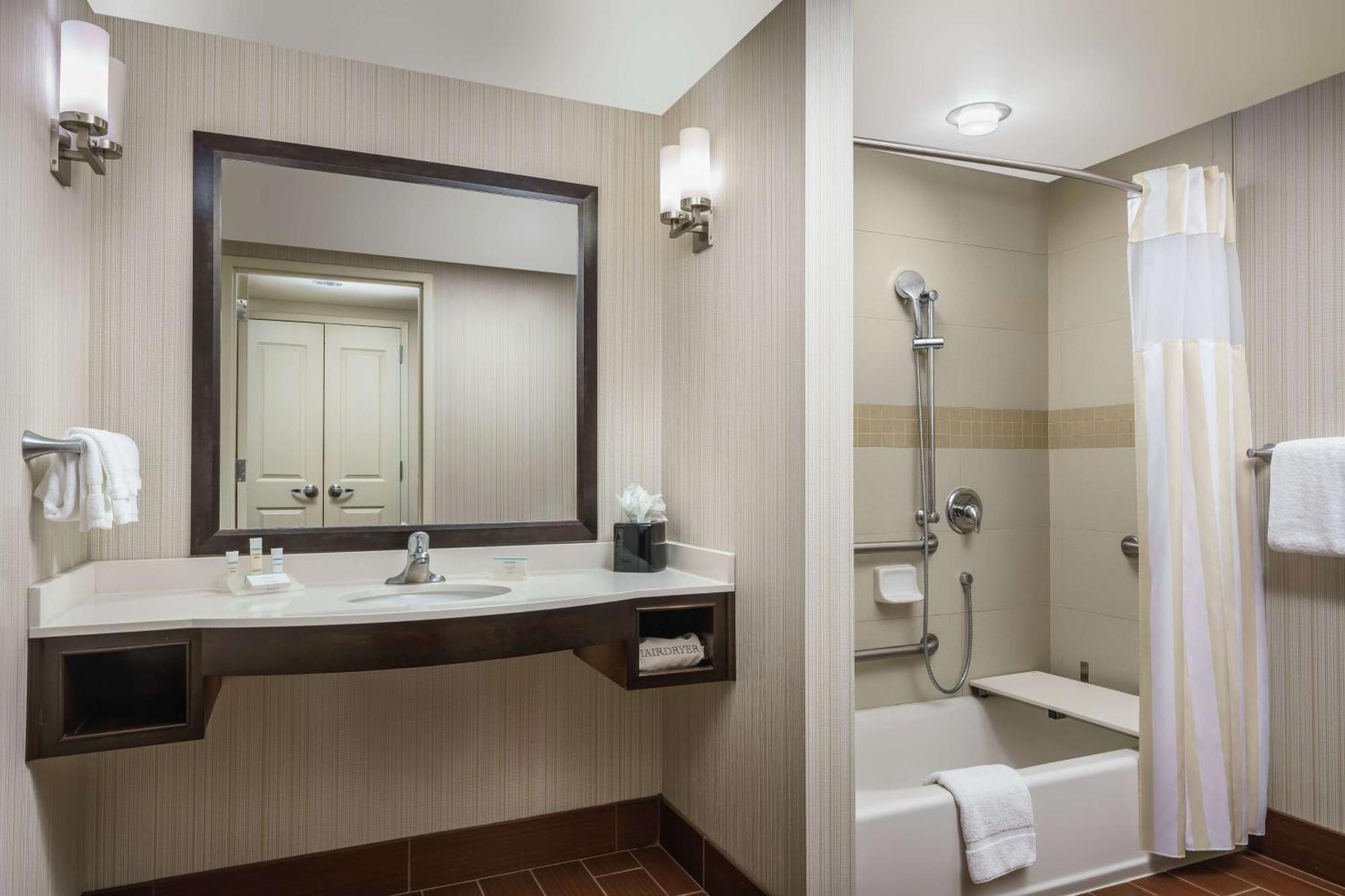 Hilton Garden Inn Exton-West Chester Exterior photo